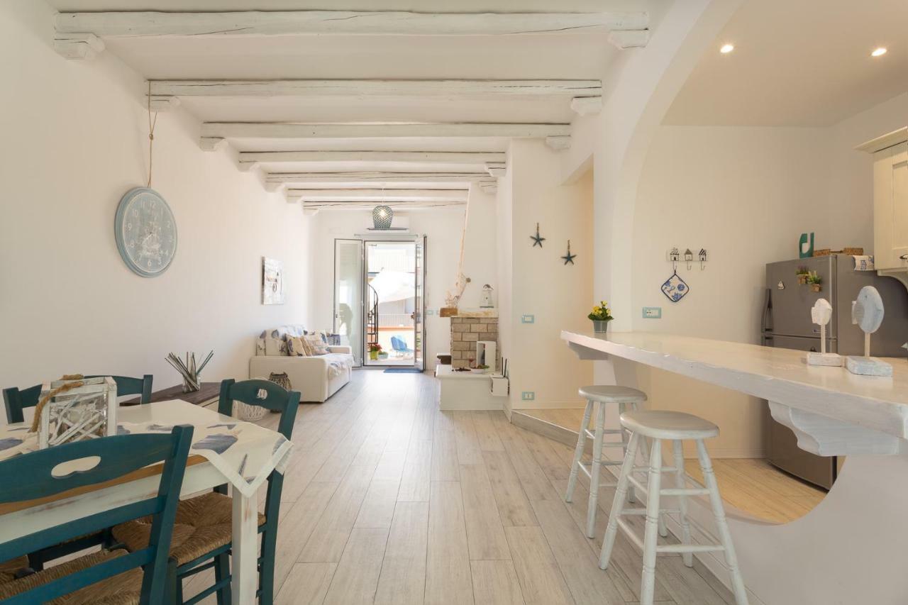 Acqua Azzurra Holiday Home 마리나디라구사 외부 사진