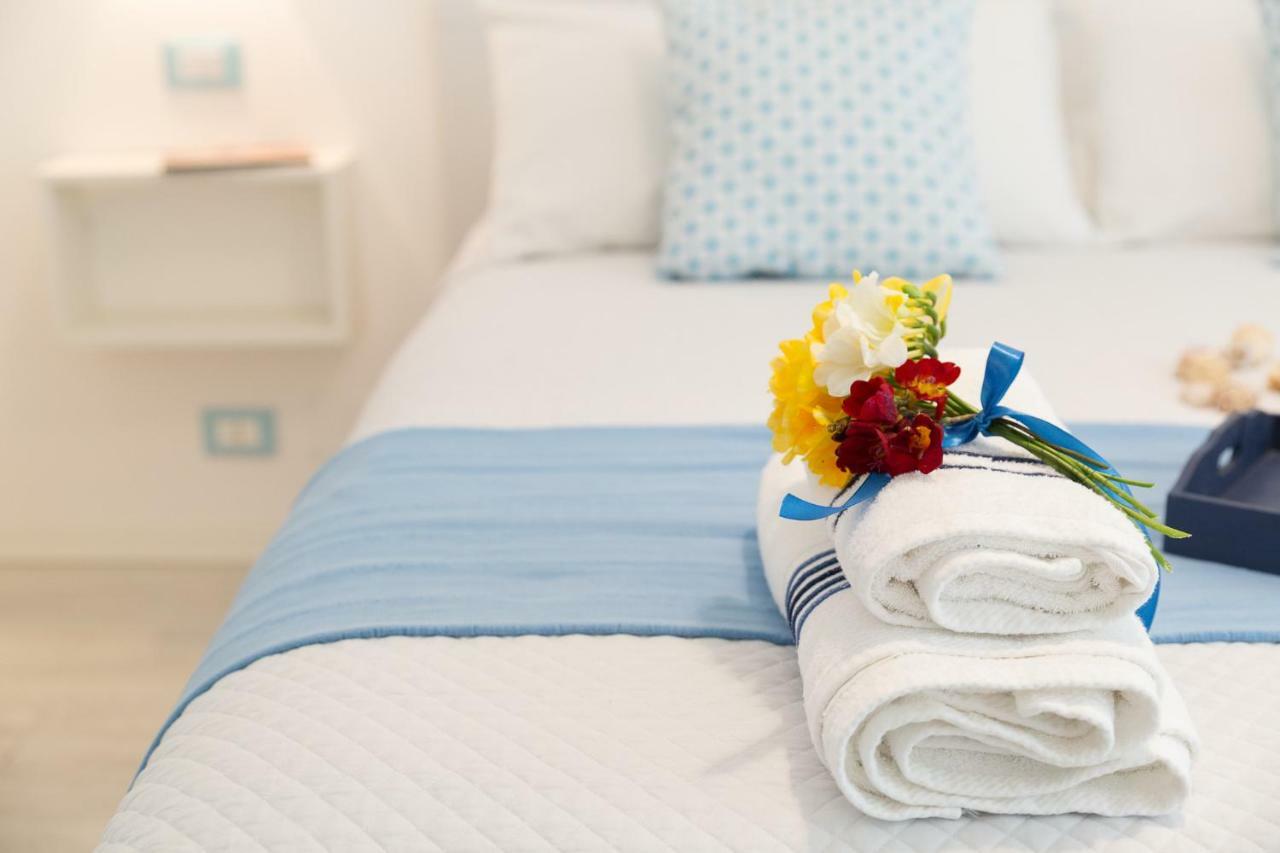 Acqua Azzurra Holiday Home 마리나디라구사 외부 사진